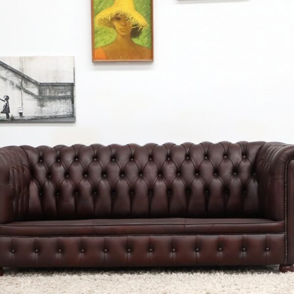 GENUINE LEATHER CHESTERFIELD PAIR OF 3 SEATER SOFA - Image 30