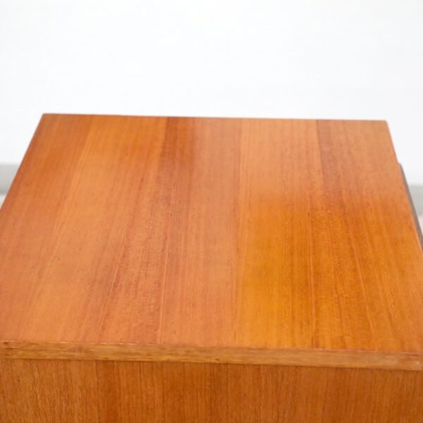 Retro Vintage Midcentury Reliance Pair of Bedside Tables - Image 13