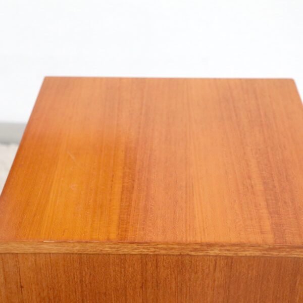 Retro Vintage Midcentury Reliance Pair of Bedside Tables - Image 14