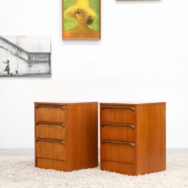 Retro Vintage Midcentury Reliance Pair of Bedside Tables - Image 15