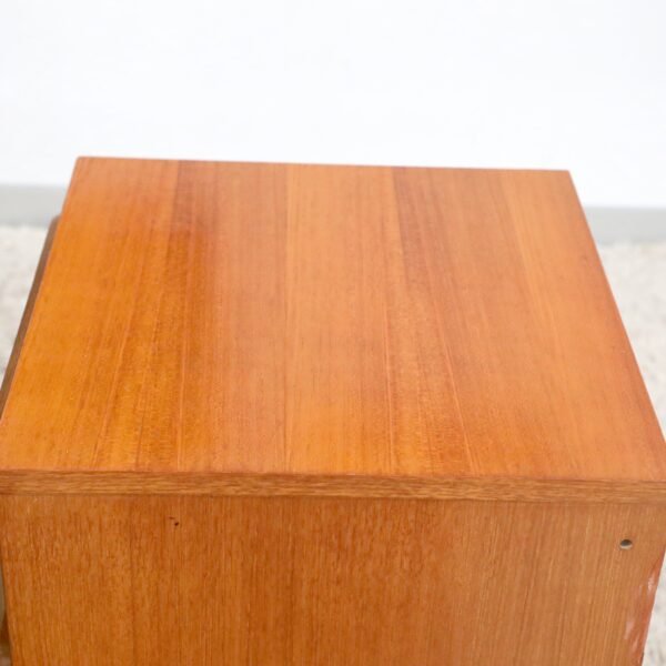 Retro Vintage Midcentury Reliance Pair of Bedside Tables - Image 19