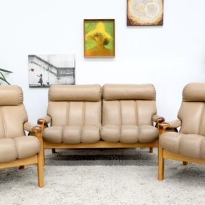 VINTAGE TESSA WELLINGTON SOFA AND CHAIRS(3 PC)